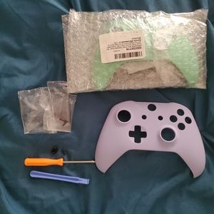 Xbox one controller covers(lavender and mint)